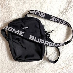 Supreme SS18 Shoulder Bag